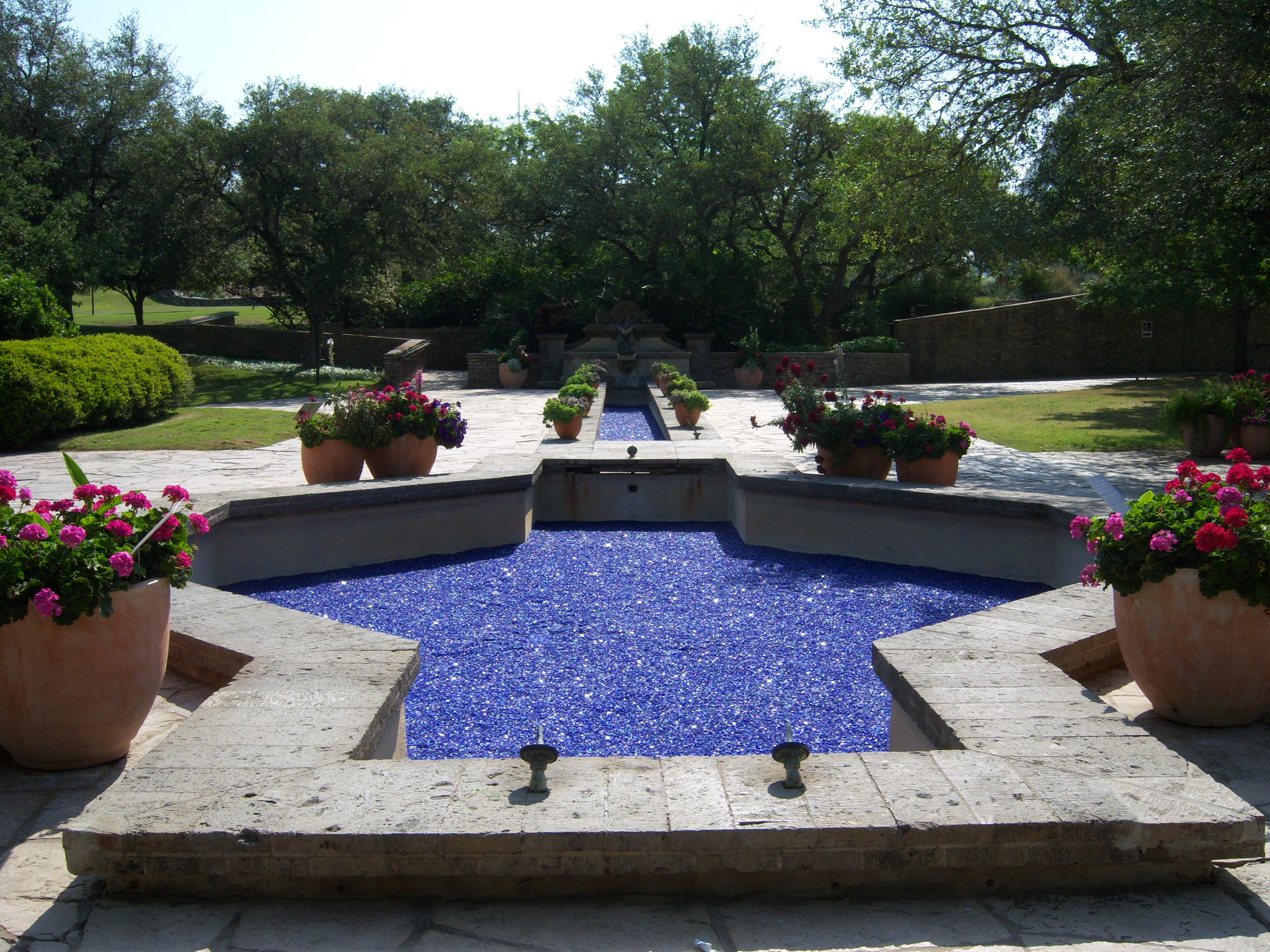 Waterless Fountain during SAWS' Water Restrictions