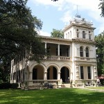 A photo of the King William home of preservationist and collector Walter Nold Mathis in San Antonio, Texas.