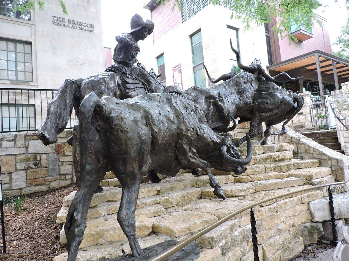 Downtown San Antonio public art walk - San Antonio Tourist