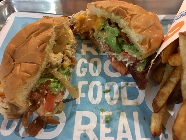 Photo of the Superclub Chickenbuger at Orderup.